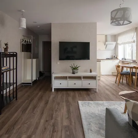 Cosy Scandi Near The Old Town. Self Check-in *