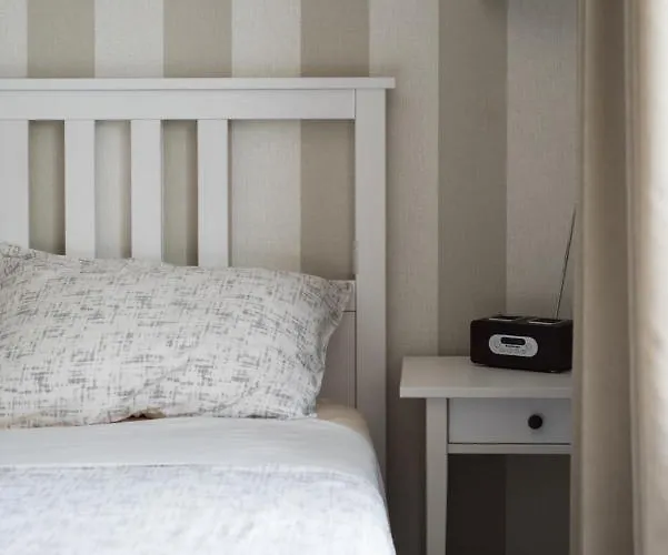 Cosy Scandi Near The Old Town. Self Check-in